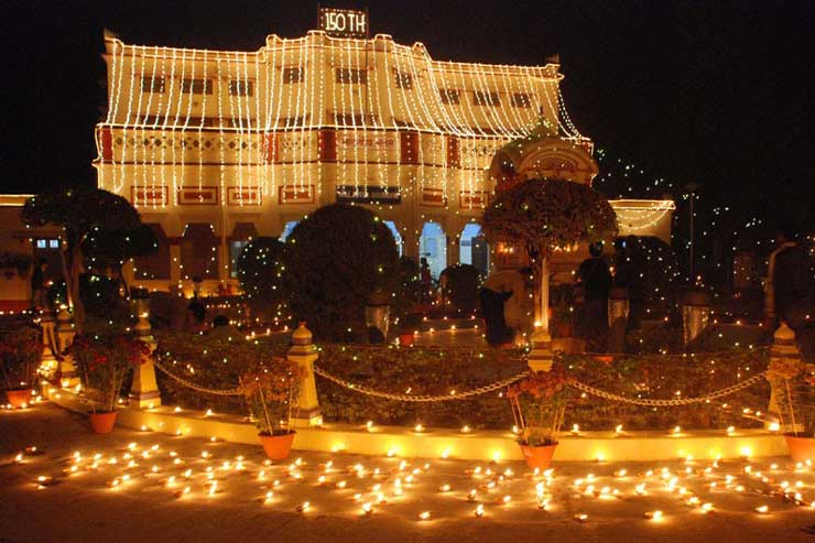 Varanasi Dev Diwali (Deepawali )  Tour Package